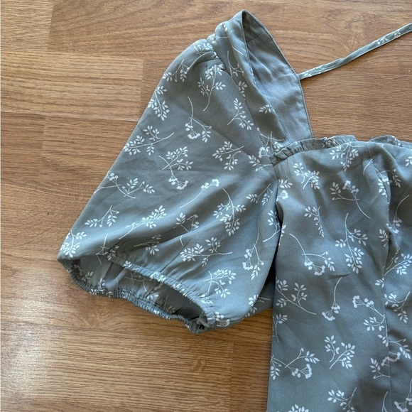 Abercrombie & Fitch Cropped Floral Puff Sleeve Smocked Back Square Neck Top XL - Picture 5 of 8